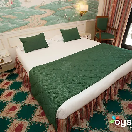Hotel Donna Laura Palace