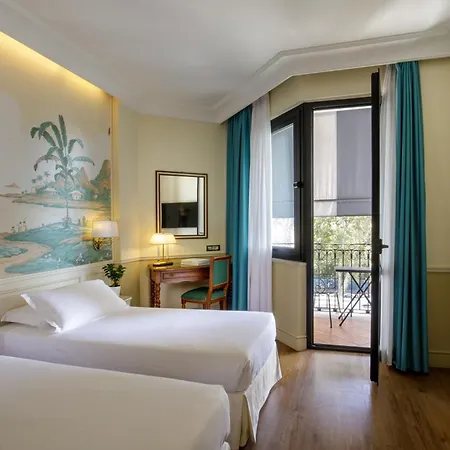 Donna Laura Palace Hotel 4*