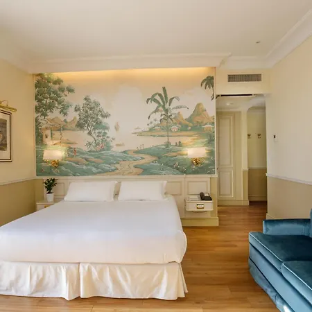 Hotel Donna Laura Palace 4*