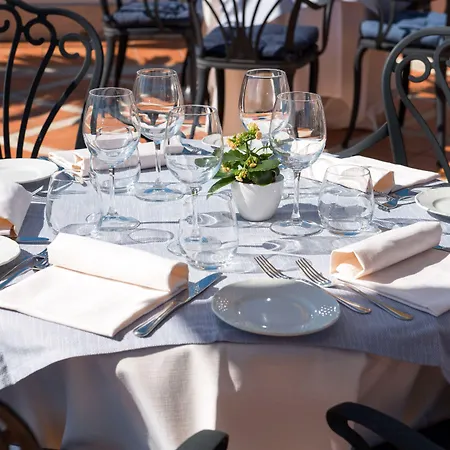 Donna Laura Palace By Omnia 4* 罗马