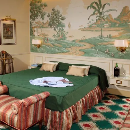 Donna Laura Palace 4* Rome