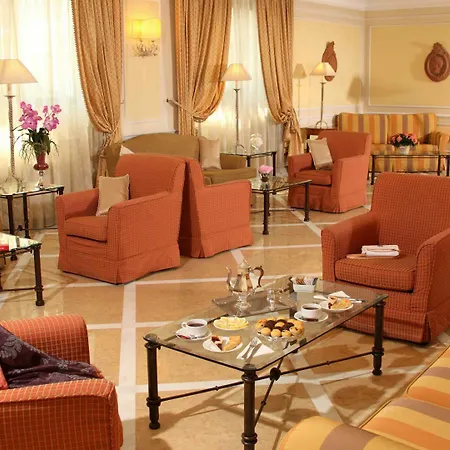 Donna Laura Palace Hotel 4*